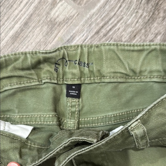 Stylish Girls Denim and Green Pants Set (ALL Great Condition) - Picture 8 of 10